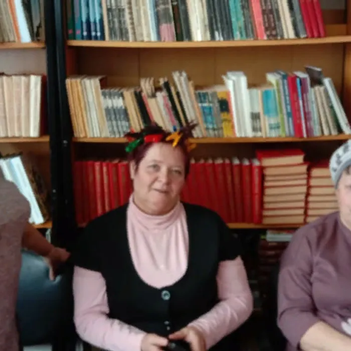 Заседание клуба "Встреча друзей". Ретро-вечер «И вновь весны круговорот»