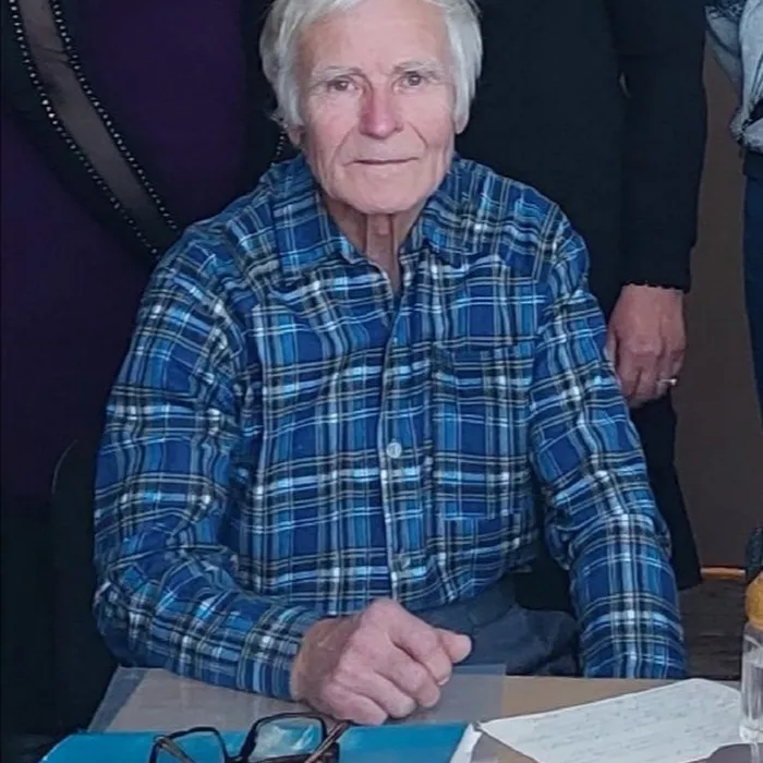 Сборник стихов Леонида Васильева