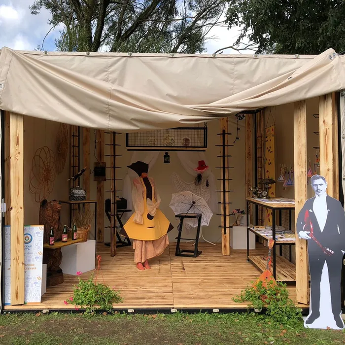 Выставка-презентация «Россия начинается здесь» во Пскове