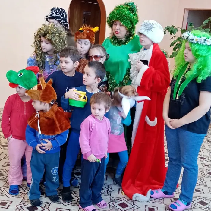 Развлекательная  программа "НОВОГОДНИЙ КАРНАВАЛ"