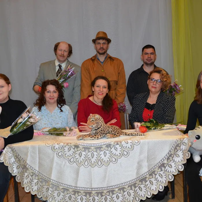 Премьера спектакля Новоржевского народного театра "Жених для Дины Борисовны"