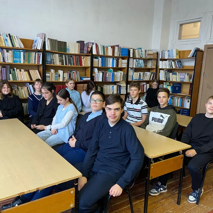 БИБЛИОГРАФИЧЕСКИЙ УРОК "СЛОВАРИ РАСКРЫВАЮТ СЕКРЕТЫ"