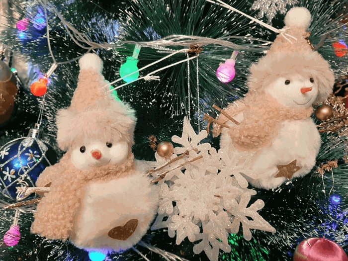 Вот такие милые снеговички на ёлку от Елены Соколовой